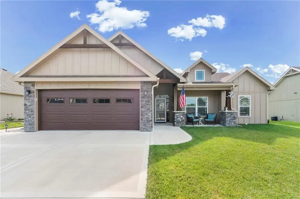 307 Lykins Lane, Cameron, MO 64429 - #1