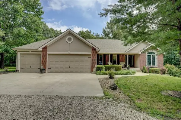 1877 NW 260th Road, Kingsville, MO 64061