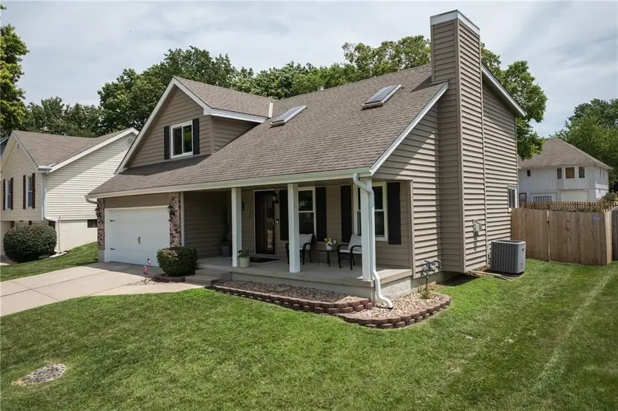 3700 SW 11th Street, Blue Springs, MO 64015 - #3