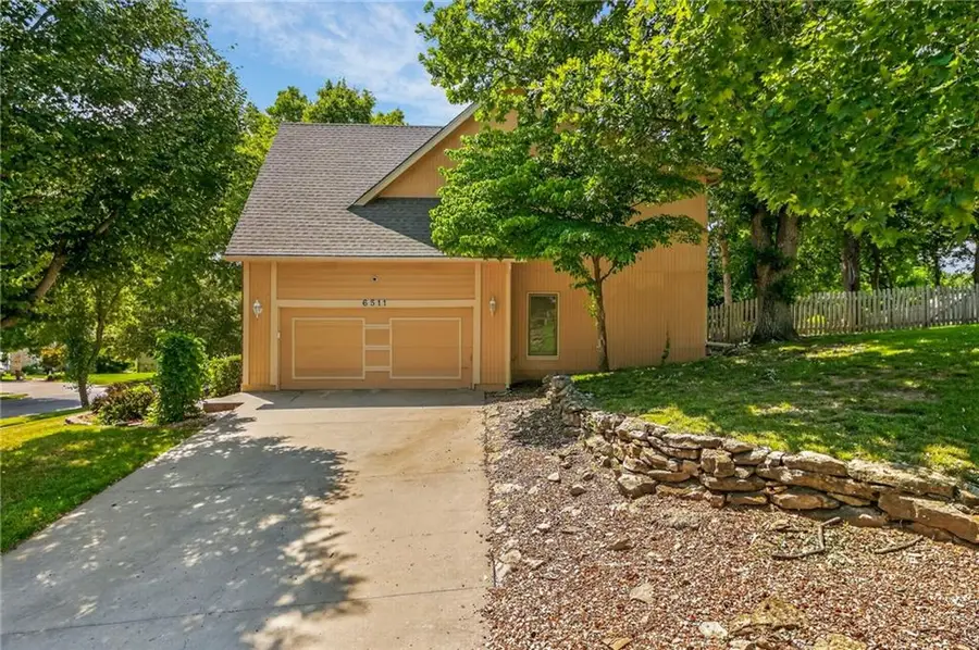 6511 Ridgeway Avenue, Kansas City, MO 64133 - #3