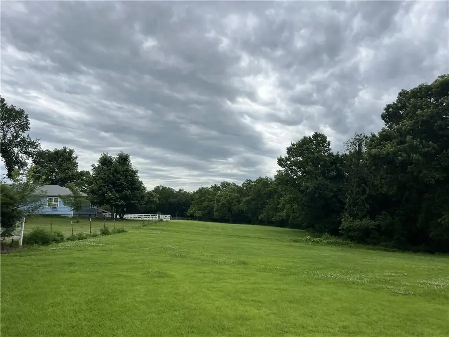 40162 Harmony Road, Fontana, KS 66026 - #2