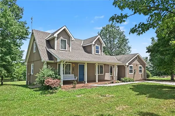 17503 Baxter Road, Lawson, MO 64062