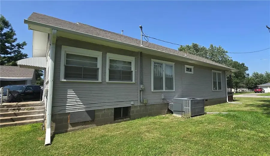 400 S Mount Carmel Road, Frontenac, KS 66763 - #3