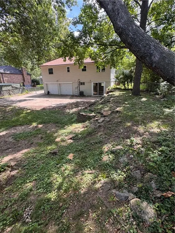 1021 Canterbury Road, Blue Springs, MO 64015 - #3