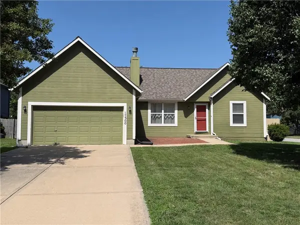 17300 Jennifer Street, Gardner, KS 66030