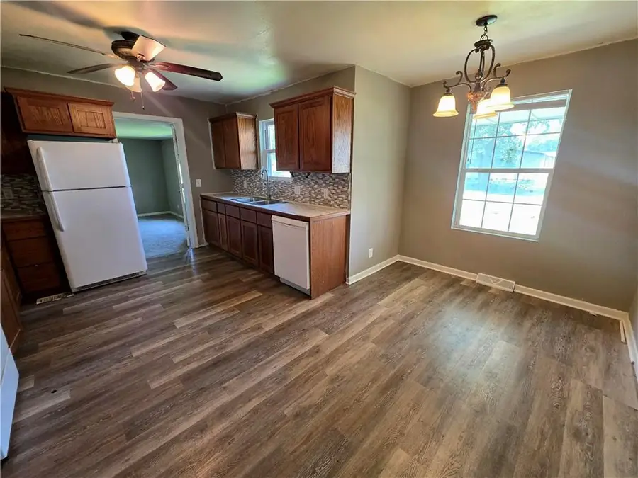 202 S 7th Street, Lacygne, KS 66040 - #3