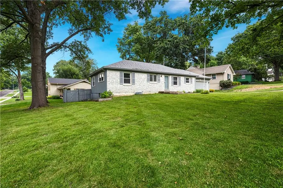 6214 W 86th Street, Overland Park, KS 66207 - #3