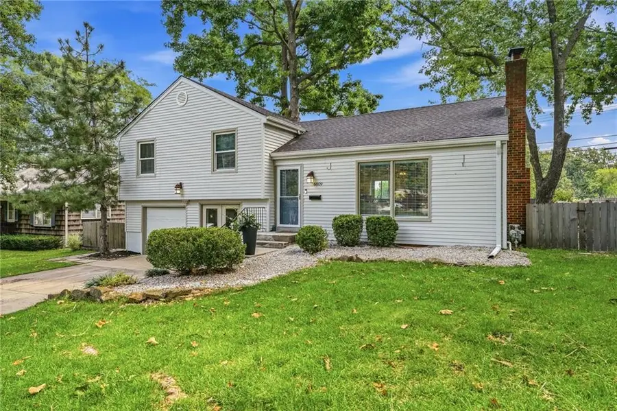 6809 Hadley Street, Overland Park, KS 66204 - #3