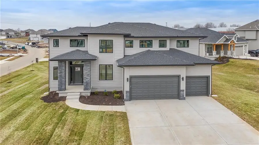 6009 Arapahoe Street, Shawnee, KS 66226 - #3