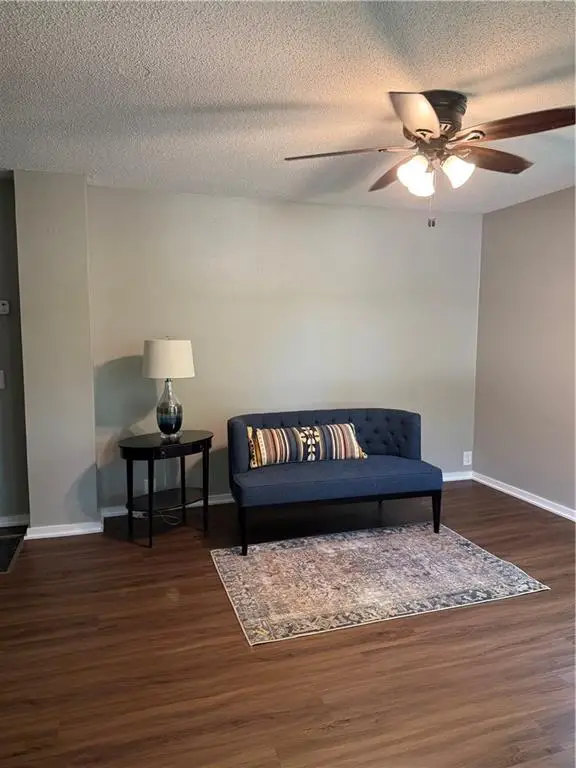 1413 W 4th Street, Lawrence, KS 66044 - #3