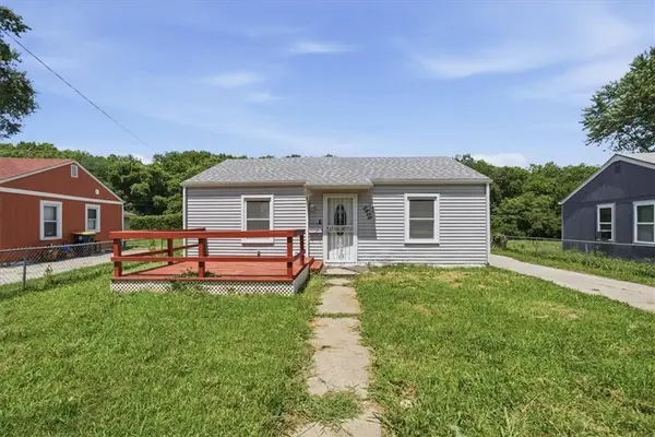 5428 College Avenue, Kansas City, MO 64130