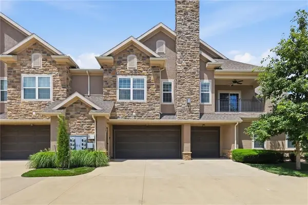 15919 Fontana Street #230, Overland Park, KS 66085