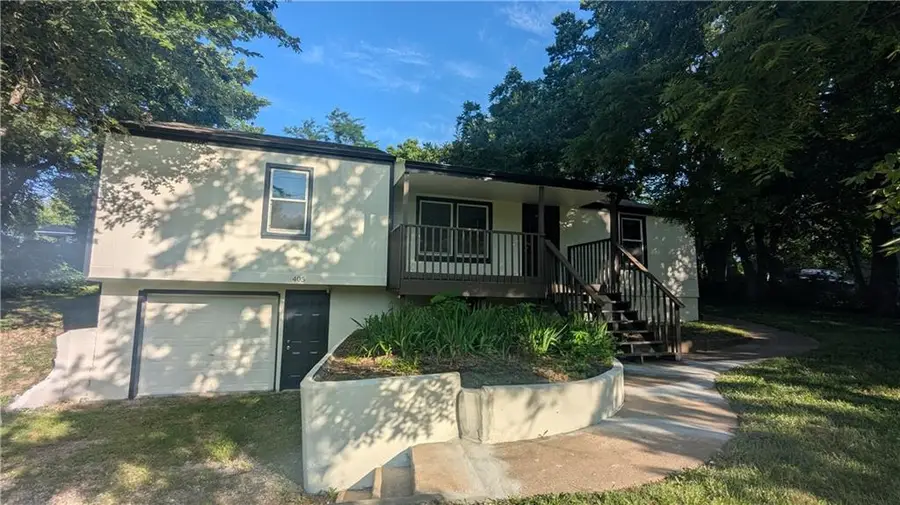 405 S Bellemere Road, Blue Springs, MO 64015 - #2