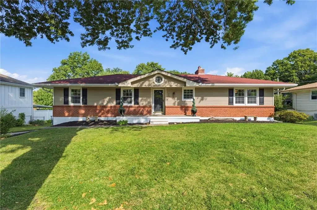 8304 Willow Way, Raytown, MO 64138 - #1