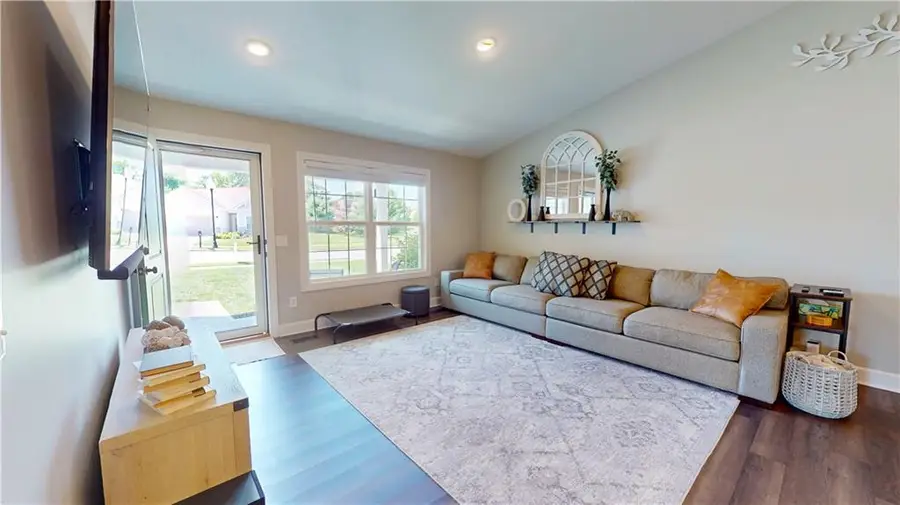 3209 Sheffield Lane, Saint Joseph, MO 64506 - #2
