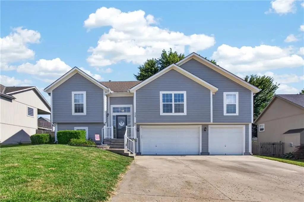 900 Coachman Drive, Pleasant Hill, MO 64080 - #1