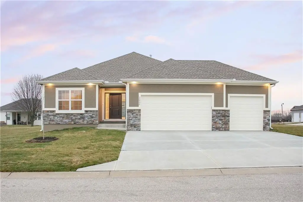 11810 E 231st Street, Peculiar, MO 64078 - #1