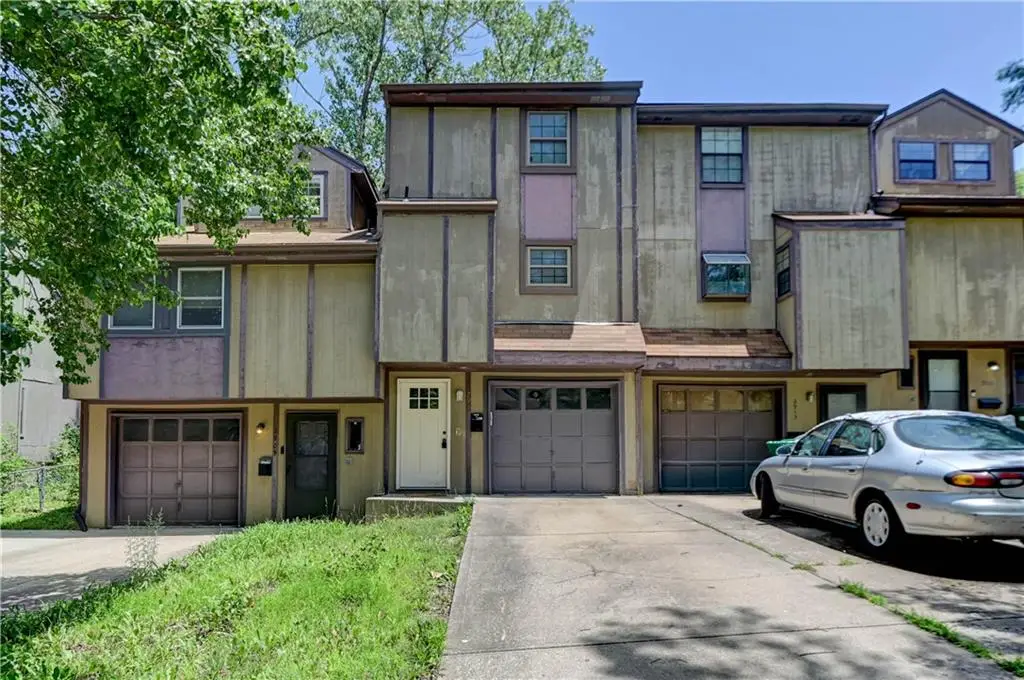 2911 Eaton Street, Kansas City, KS 66103 - #1