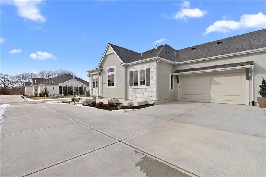 7221 Allman Drive, Shawnee, KS 66217 - #2