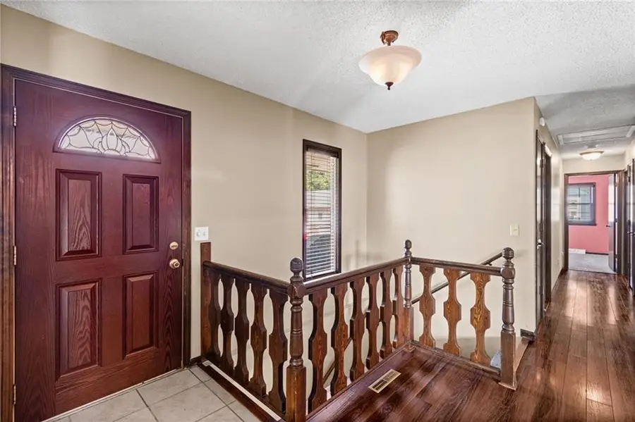 1008 SW 23rd Street, Blue Springs, MO 64015 - #3