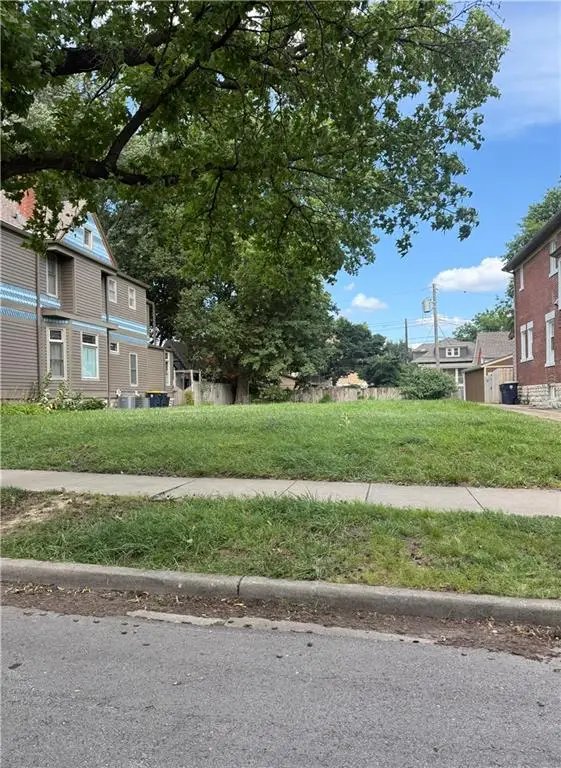 3025 Grand Avenue, Kansas City, MO 64108 - #1