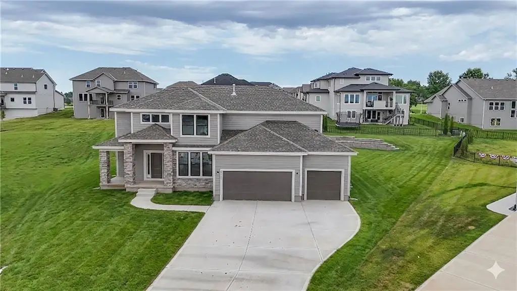 23822 Clear Creek Parkway, Shawnee, KS 66226 - #1