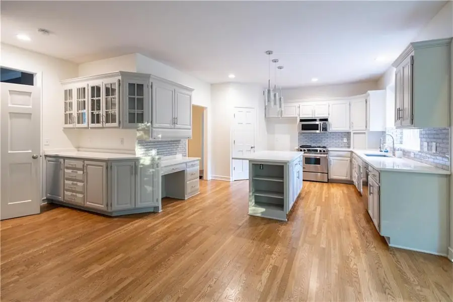13164 Birch Street, Overland Park, KS 66209 - #3