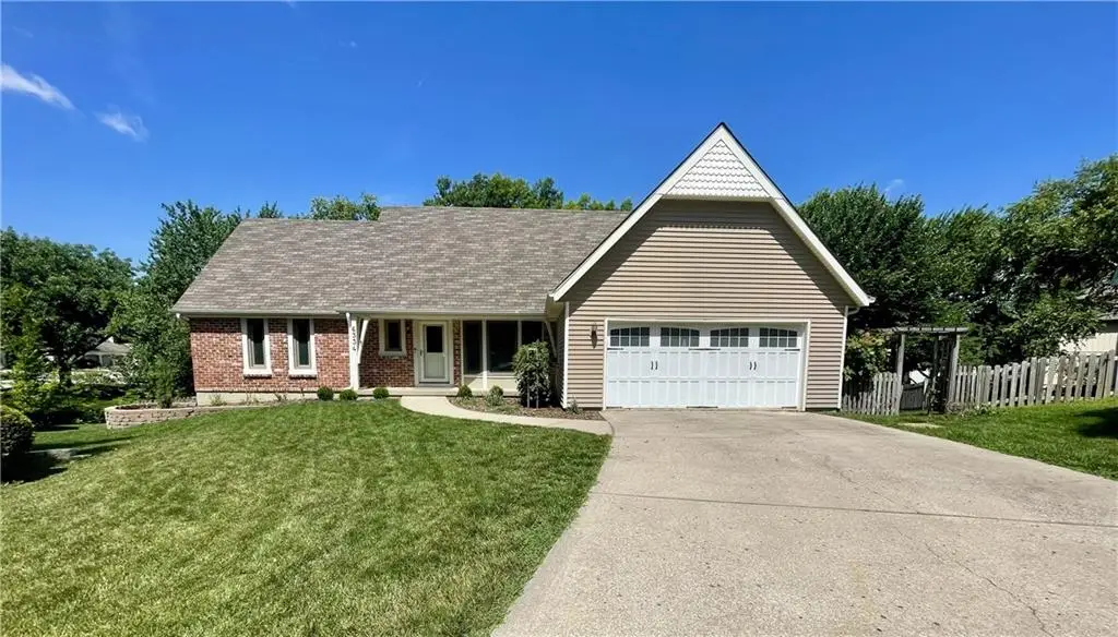 6334 W 108th Street, Leawood, KS 66211 - #1