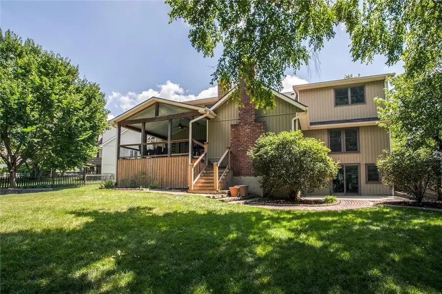 6334 W 108th Street, Leawood, KS 66211 - #3