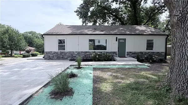 5628 Melrose Lane, Shawnee, KS 66203