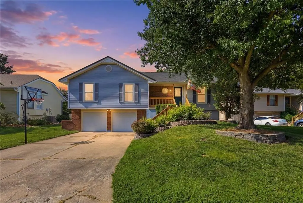 1113 SW Breckenridge Court, Blue Springs, MO 64015 - #1