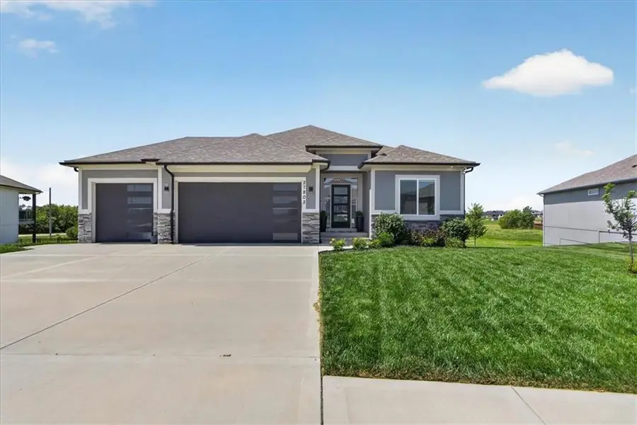 27802 E 134th Street, Lake Lotawana, MO 64086 - #2