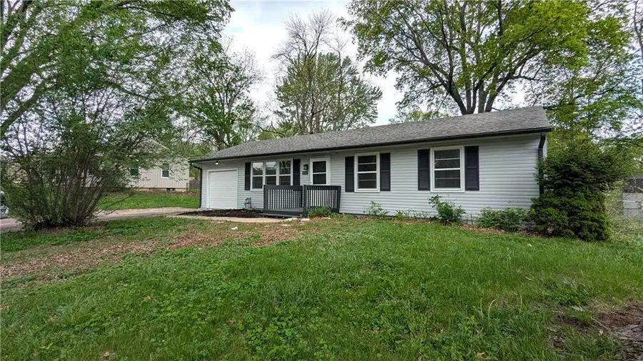 11708 E 75th Street, Raytown, MO 64138 - #3