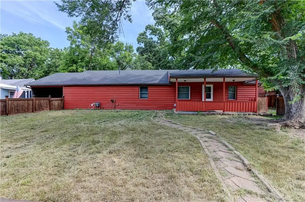 6828 Berry Road, Kansas City, KS 66106 - #1