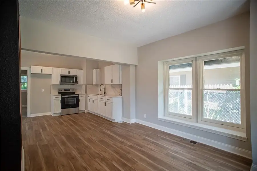 406 Drury Avenue, Kansas City, MO 64123 - #3