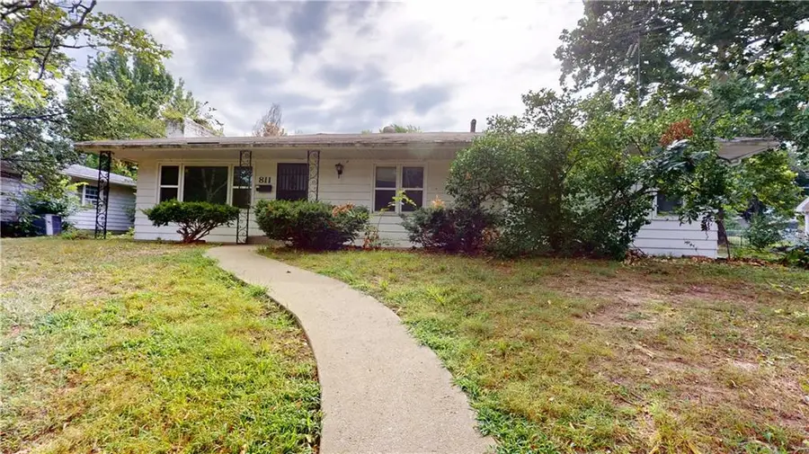 811 S Main Street, Nevada, MO 64772 - #2