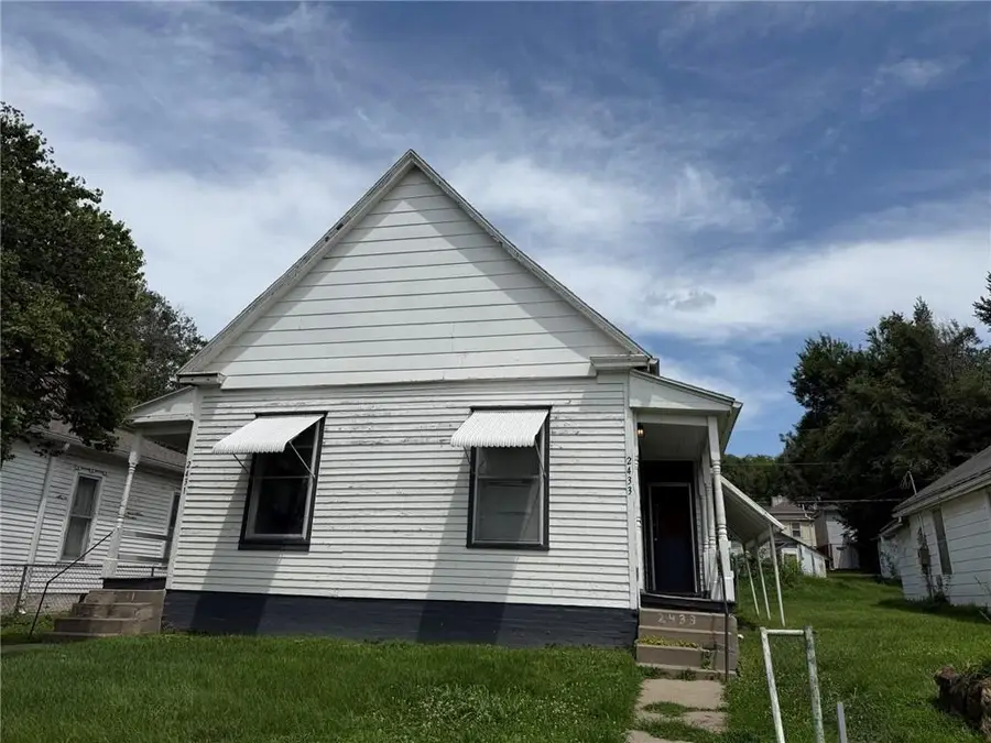 2431-33 S 11 Street, Saint Joseph, MO 64503 - #2