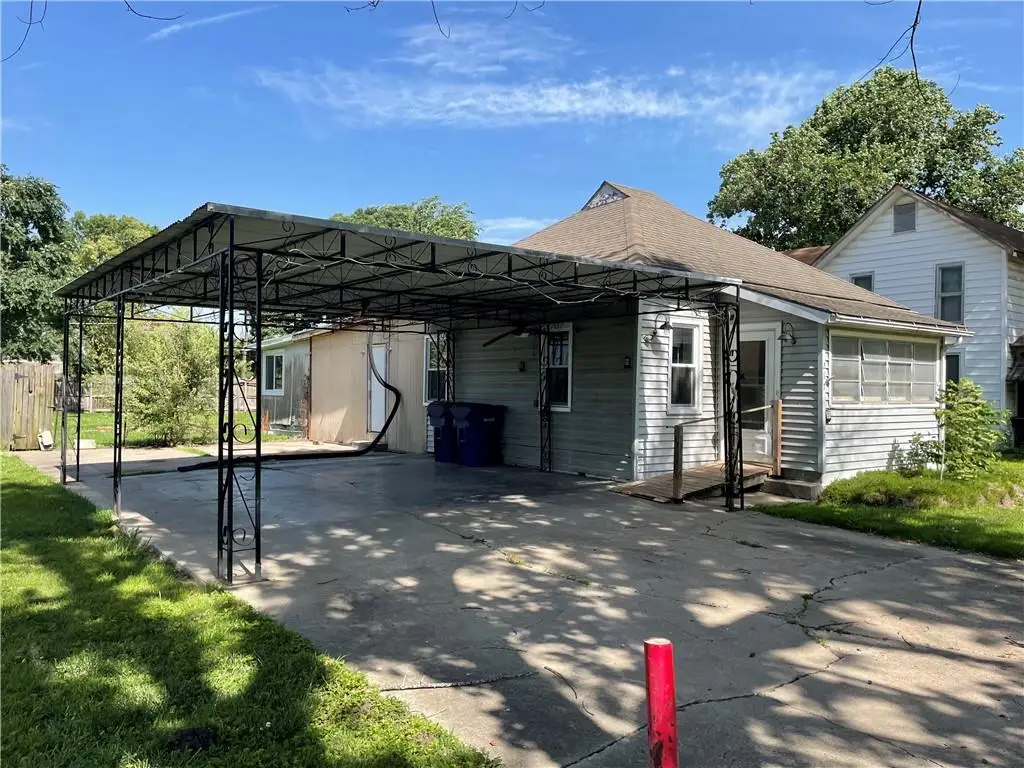 217 Main Street, Linwood, KS 66052 - #1