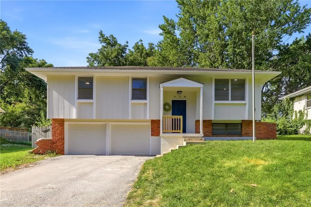 110 Brentwood Drive, Belton, MO 64012 - #1