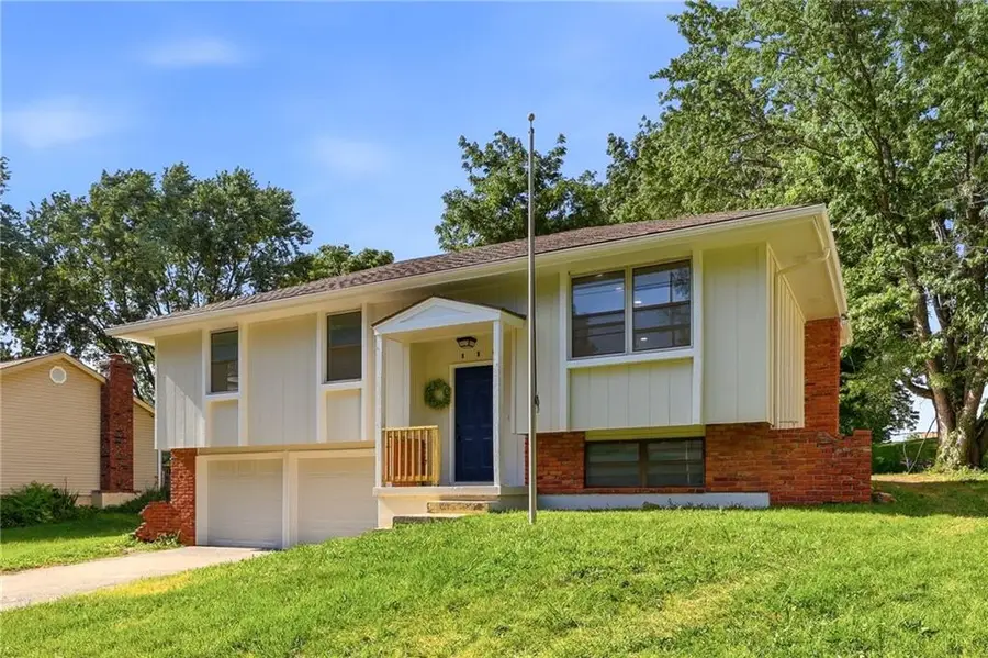 110 Brentwood Drive, Belton, MO 64012 - #3