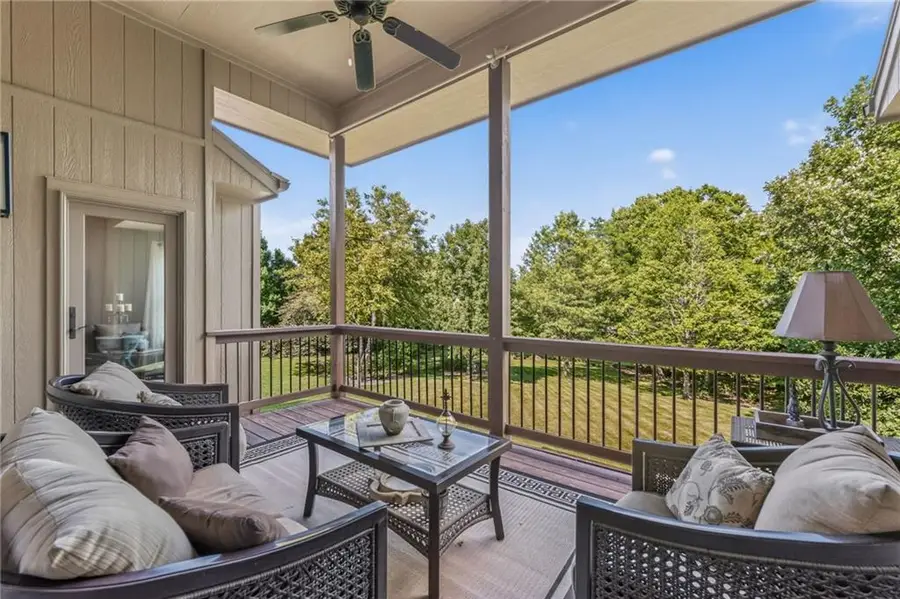 9411 N Kensington Avenue, Kansas City, MO 64156 - #2