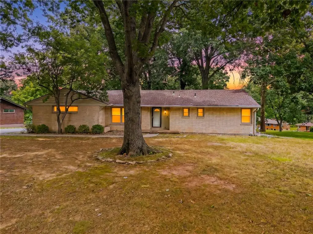 226 NW 43rd Street, Kansas City, MO 64116 - #1