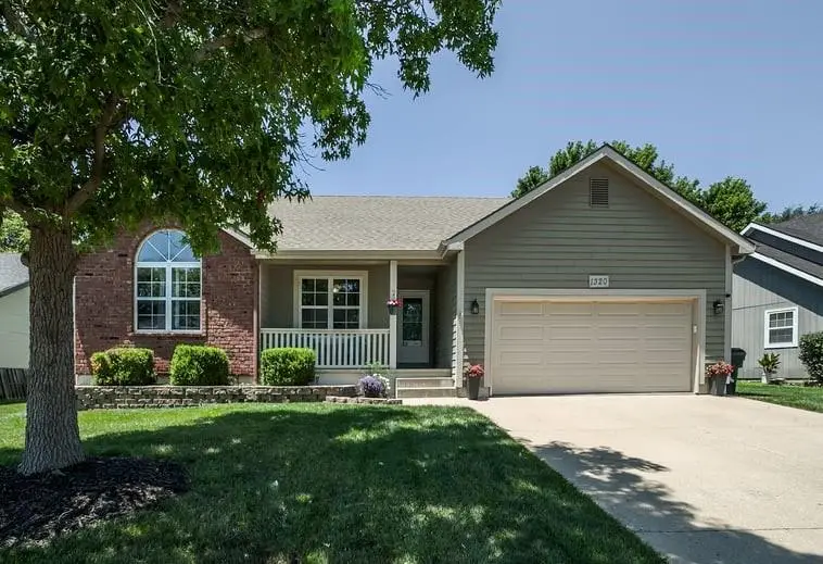 1320 Pin Oak Circle, Ottawa, KS 66067 - #1