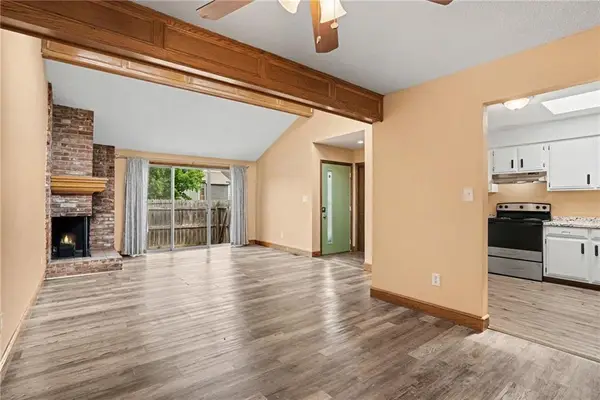11321 Calico Drive, Kansas City, MO 64137