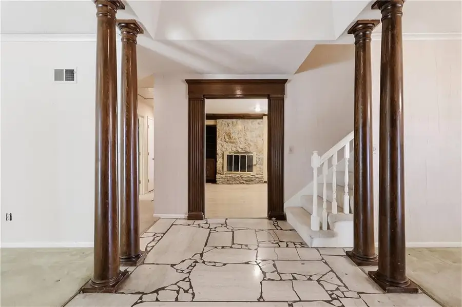 12820 Sagamore Road, Leawood, KS 66209 - #3