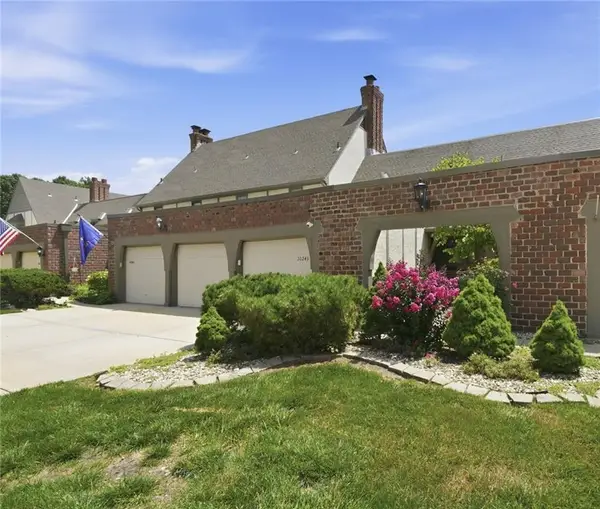 10243 Foster Street, Overland Park, KS 66212