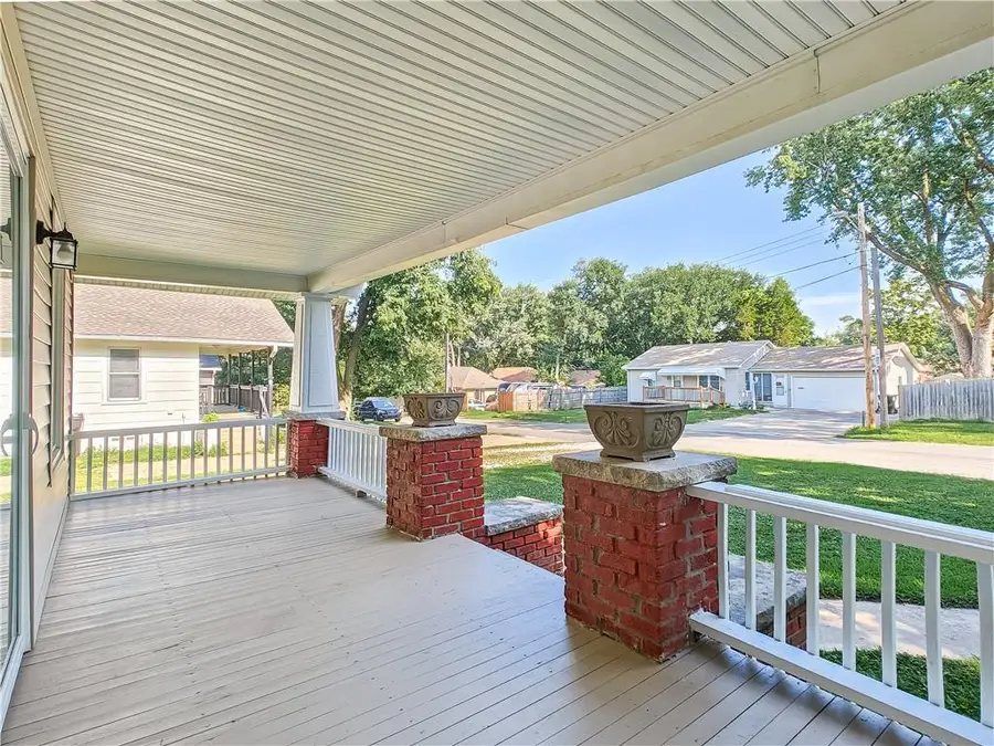 10117 E 10th Street, Independence, MO 64053 - #3