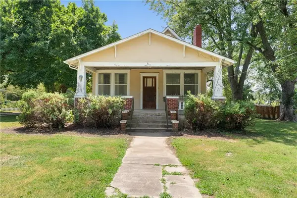 314 E Main Street, Odessa, MO 64076