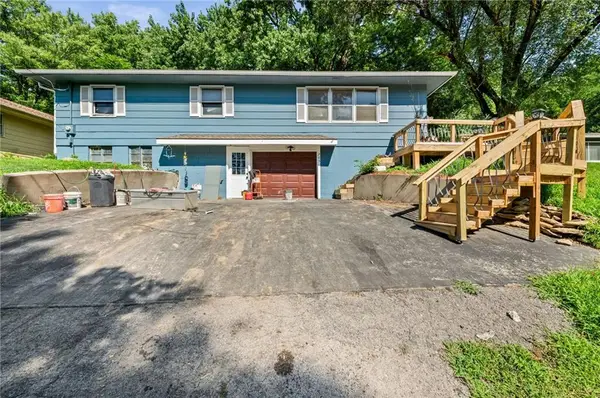 705 Cherry Street, Weston, MO 64098