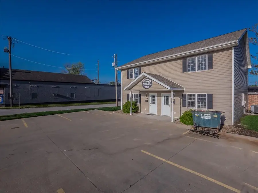 504-506 N Buchanan Street, Maryville, MO 64468 - #3